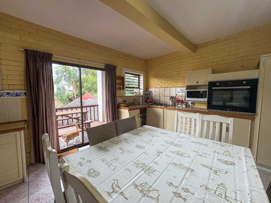 4 Bedroom Property for Sale in Stilbaai Wes Western Cape